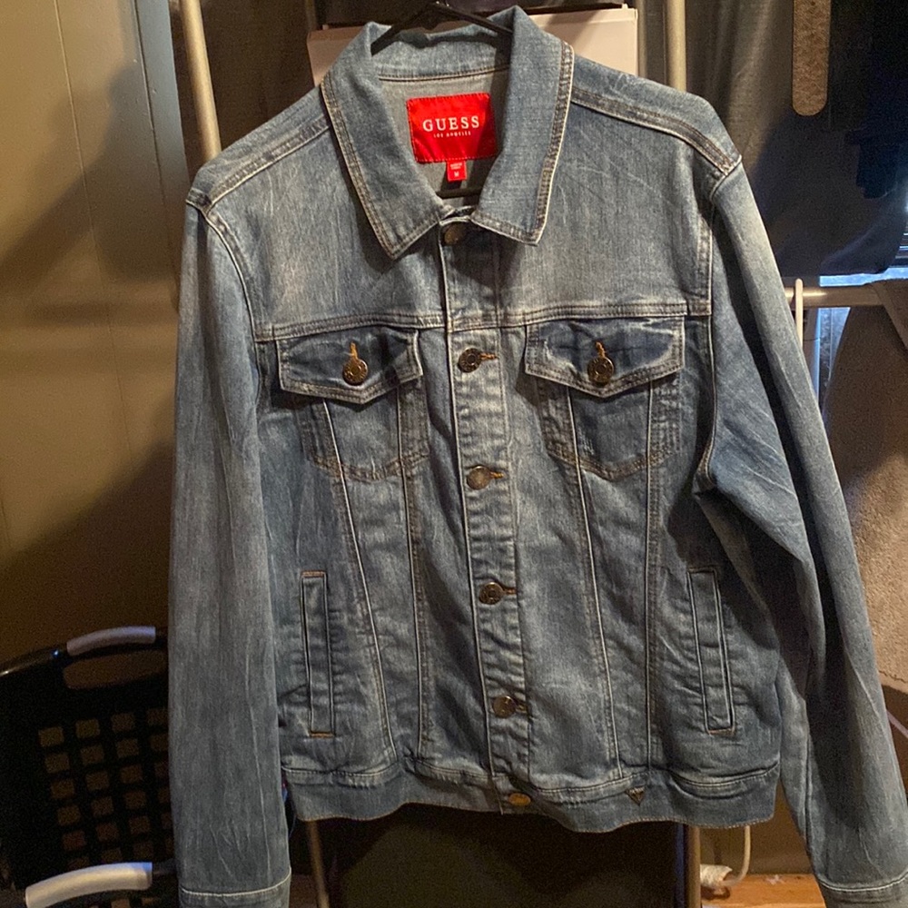 Guess jean jacket size M